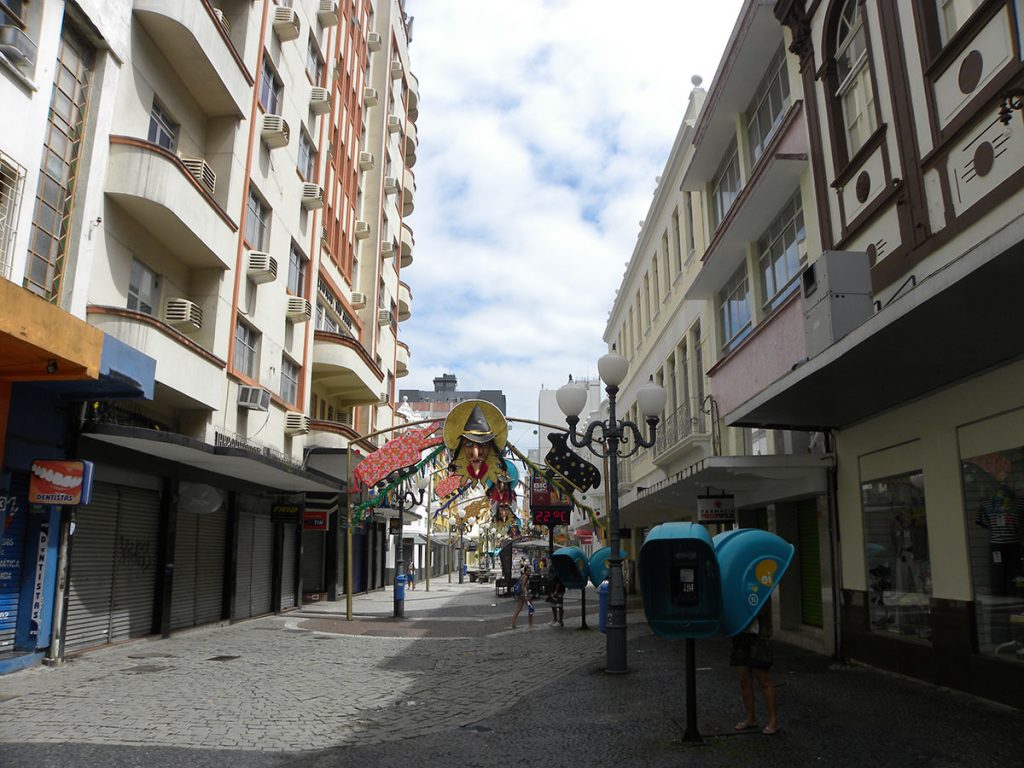 Centro de Florianópolis numa 2a de Carnaval centro-florianopolis-floripa-04